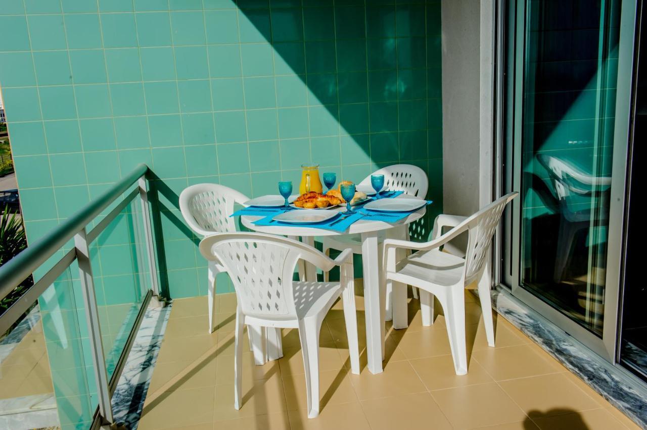 Alojamentos Campo & Mar-T2 Com Piscina Сан-Мартинью-ду-Порту Экстерьер фото