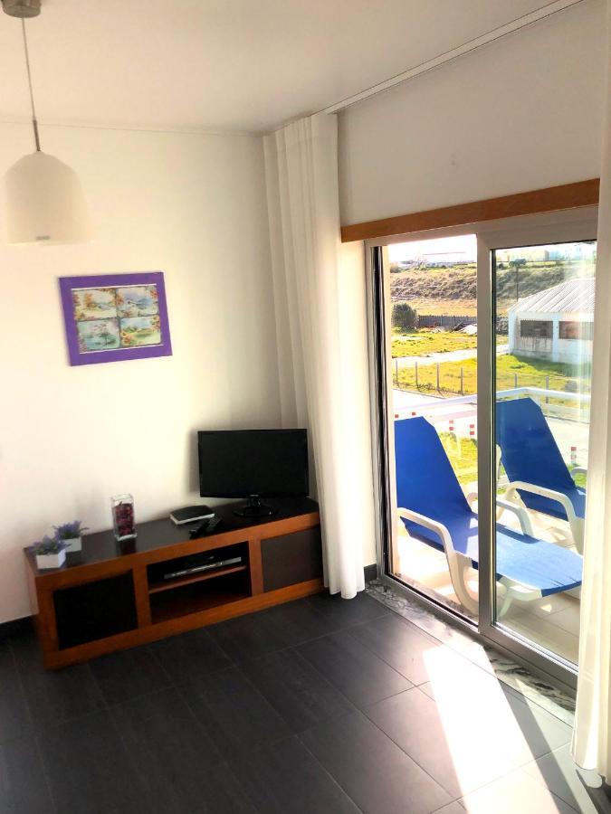 Alojamentos Campo & Mar-T2 Com Piscina Сан-Мартинью-ду-Порту Экстерьер фото